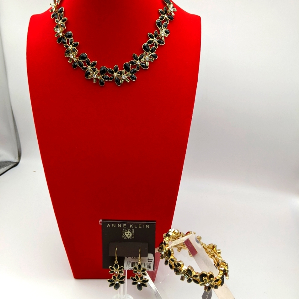 Anne Klien Gold-tone and Black Flowers 3pc Jewelry Set.
